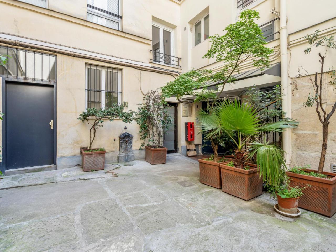 Joli Studio Rue De Nazareth Paris Bagian luar foto