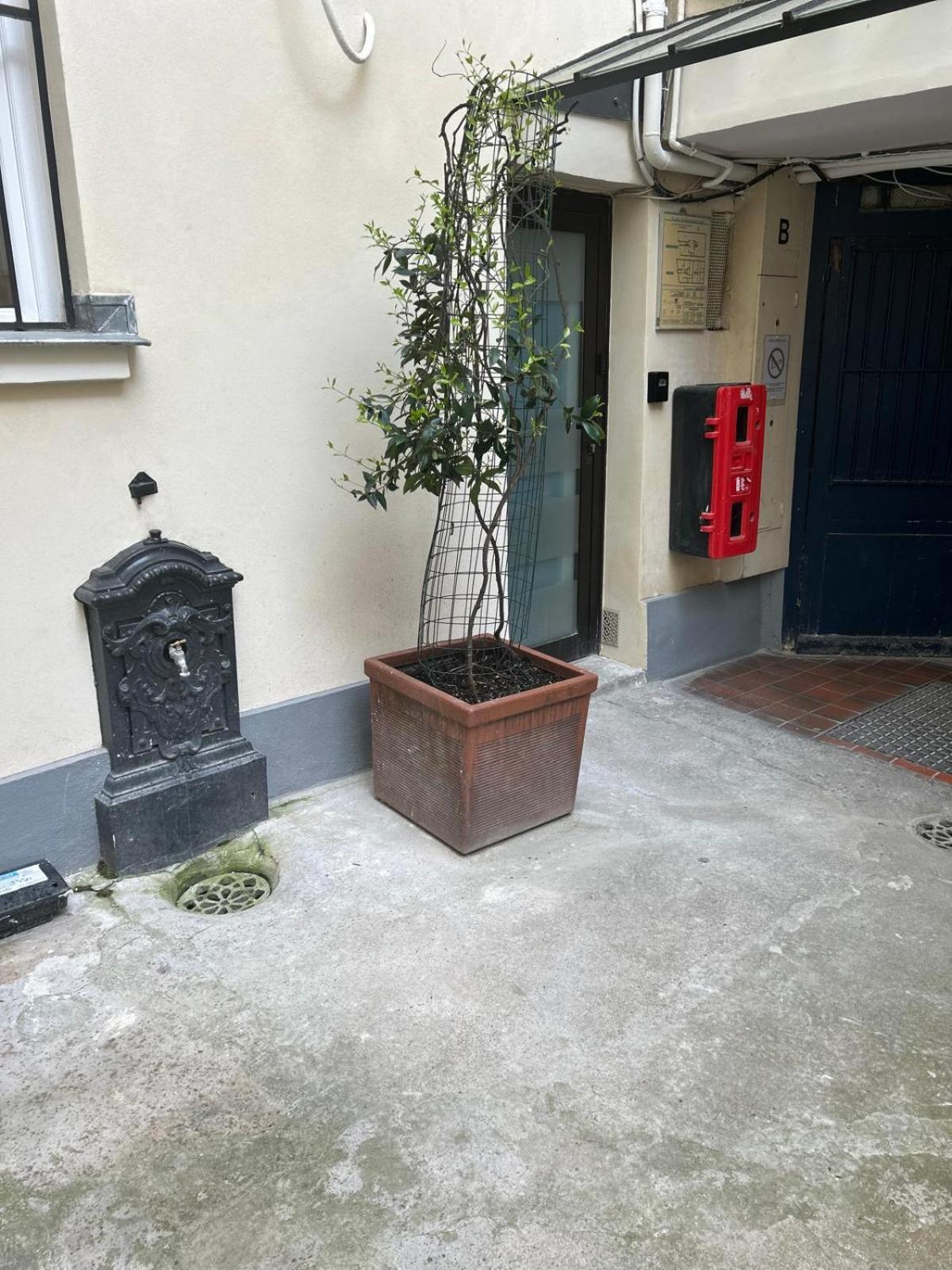 Joli Studio Rue De Nazareth Paris Bagian luar foto